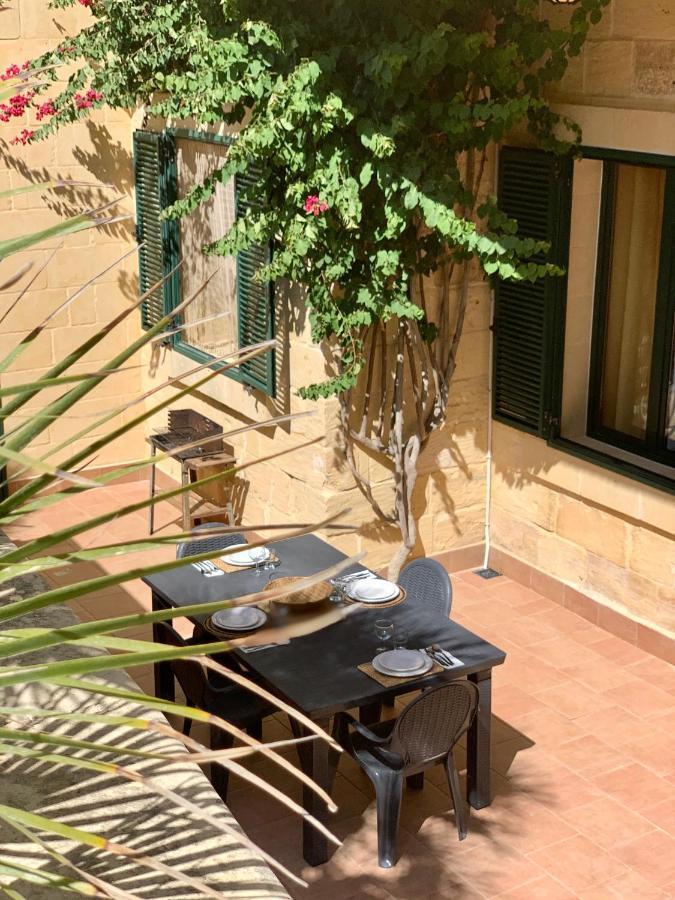 شقة Tal-Mirakli Għarb المظهر الخارجي الصورة